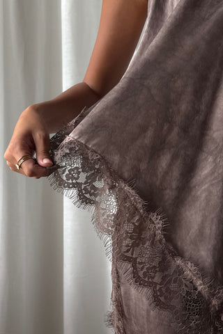 Amoura Lace satin top, coffee