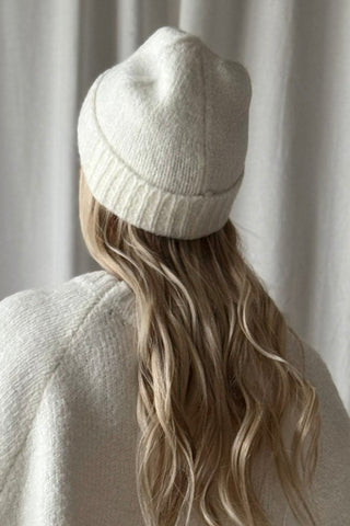 Anna pipo, luonnonvalkoinen