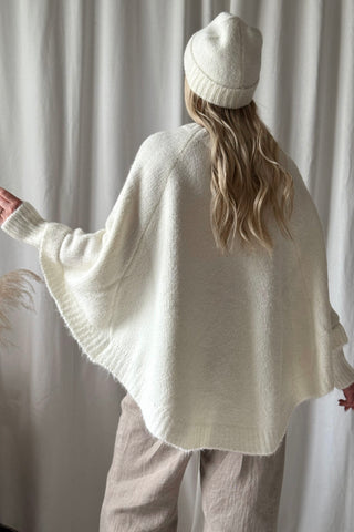 Anna poncho, luonnonvalkoinen