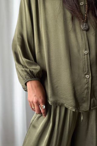 Antoine satiinipusero, forest green