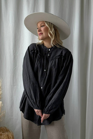 Antonia pellavapaita, smoke