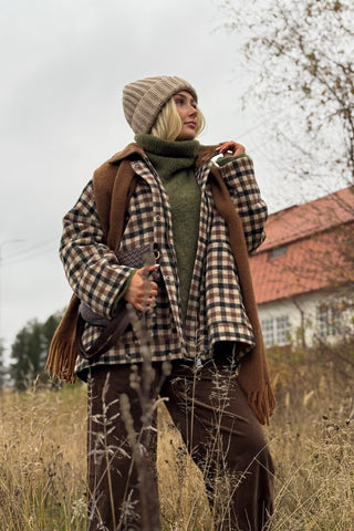 Autumn ruututakki, coffee