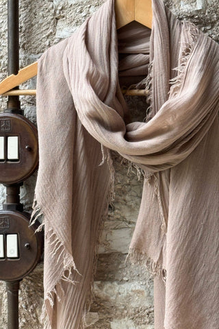 Bamboo scarf, powder