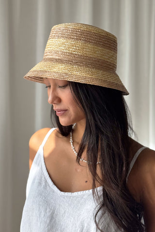 Bucket hattu, natural raita