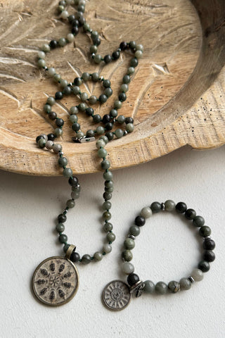 Buddha rannekoru, olive