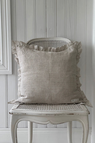 Bypias Ruffle cushion cover, beige check