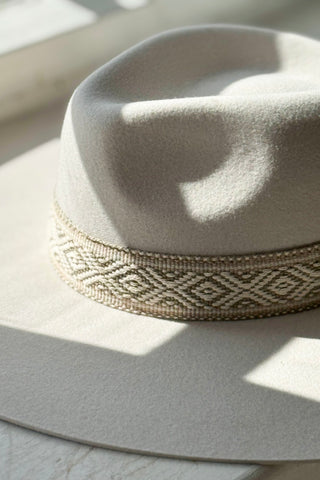 Agave villafedora, luonnonvalkoinen/camo