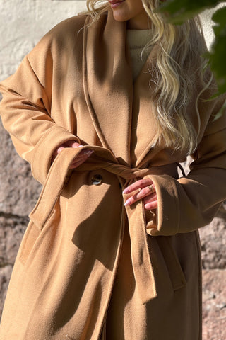 Caroline takki, caramel