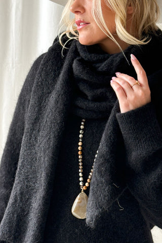 Chamonix alpaca scarf, black