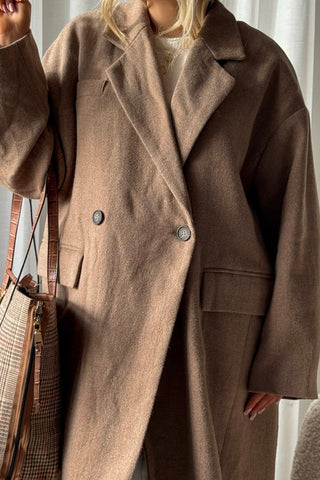 Coastal Grandmother oversize takki, beige