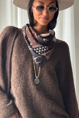 Derby horse scarf