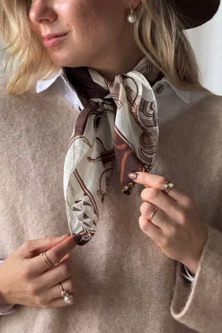 Derby Horse scarf, light