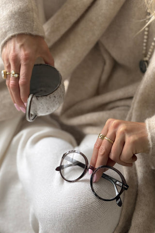 Diva reading glasses, coffee