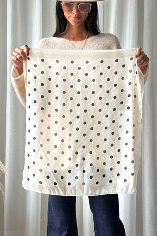 Dots scarf, white