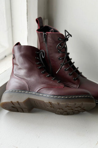 Efany nahkanilkkurit, burgundy