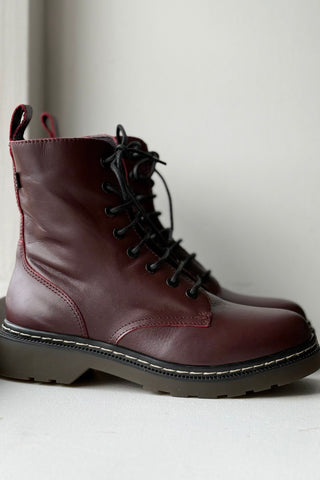 Efany nahkanilkkurit, burgundy