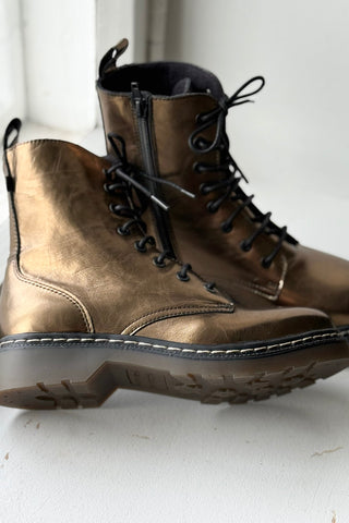 Efany nahkanilkkurit, kulta