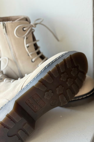 Efany suede ankle boots, sand