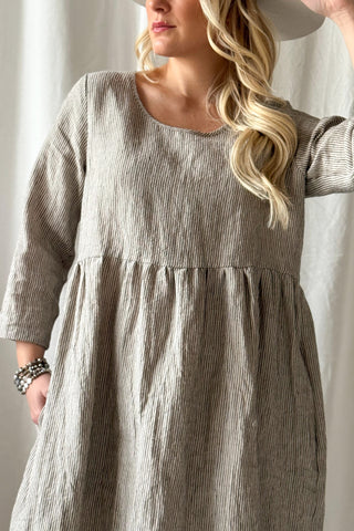 Emma pellavamekko, pinstripe