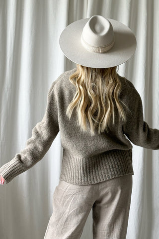 Feel me neule, taupe