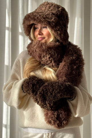 Fluffy bucket hat, coffee