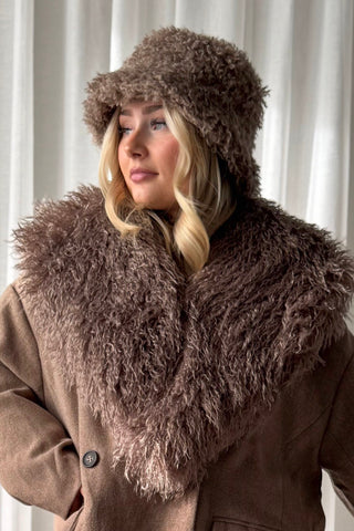 Furry hattu, taupe