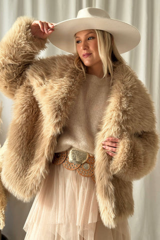 Hali short tekoturkki, beige