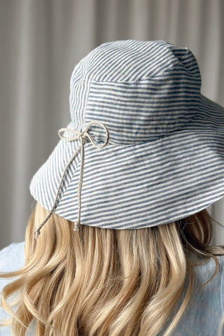 Hanko linen hat, blue stripe