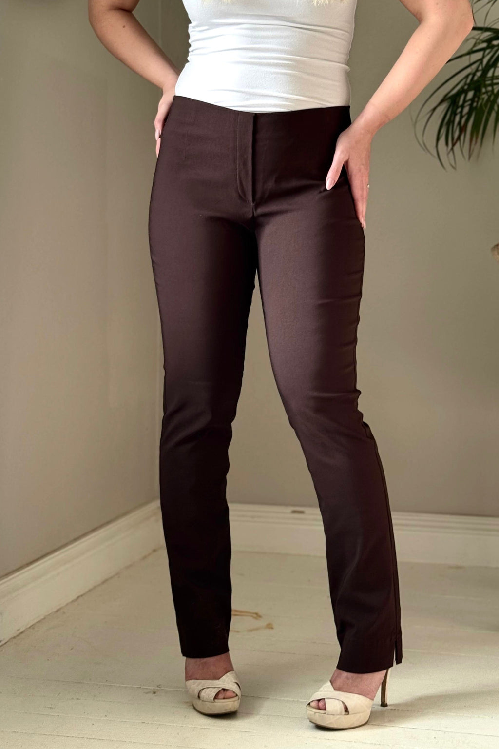 Ina Stretch housut, toffee – BYPIAS