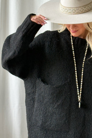 Isabella neule, musta