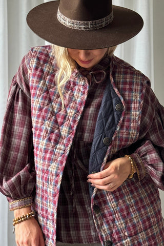 Reversible vest, burgundy
