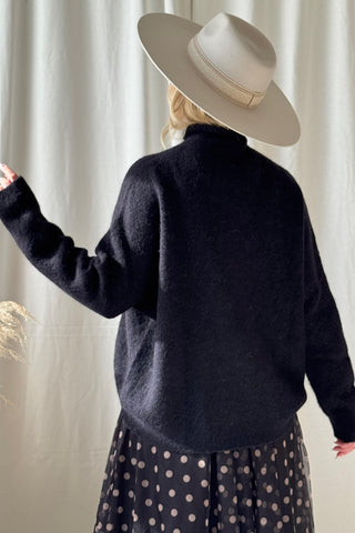 Katarine alpakka pooloneule, musta