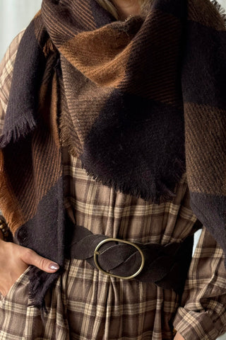  Triangular check scarf, coffee