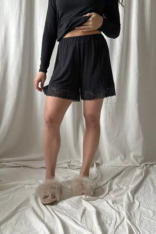 Bamboo Lace shortsit, musta