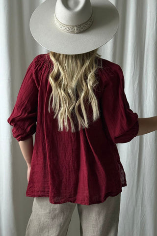 Lily pellavapaita, red wine