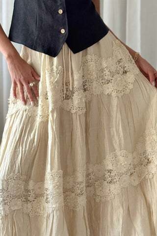 Lovely Lace skirt, champagne 