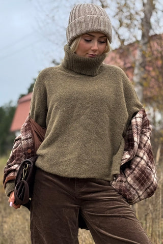 Marlene alpakkasekoitepooloneule, olive green