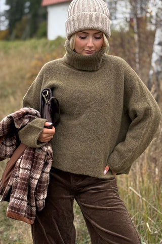 Marlene alpaca blend polo jumper, olive green