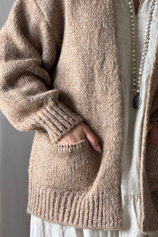 Mindy neuletakki, caramel