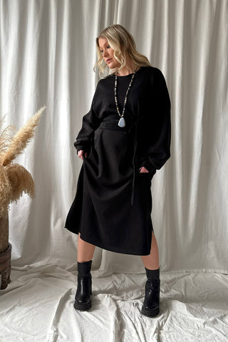 Misty collegemekko, musta