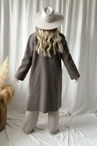 Molly villakangastakki, coffee