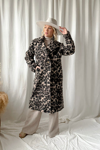 Molly villakangastakki, leo