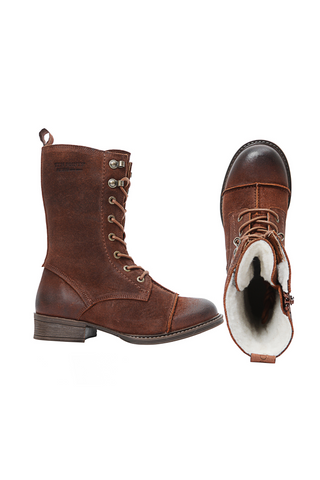 Pandora bootsit, brandy