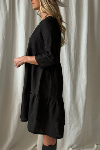 Sarah pellavamekko, musta