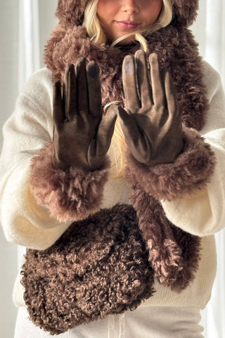 Soft touch fluffy gloves, coffee