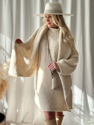 Tessa neule, luonnonvalkoinen