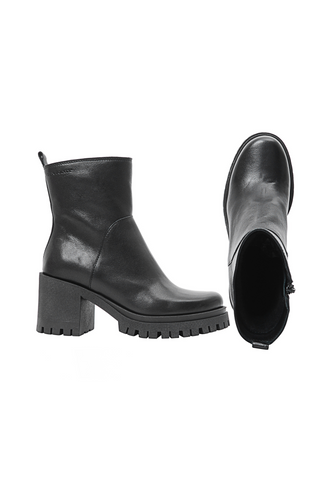 Ylva bootsit, musta