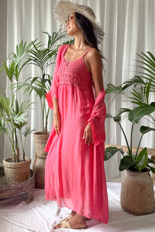 Adeanne silkkiviskoosimekko, coral