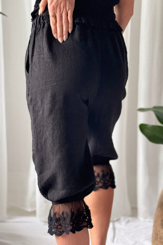 Arabella linen capris, black