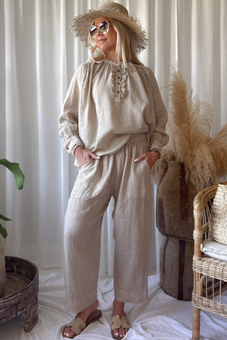 Baggy linen trousers, cashmere